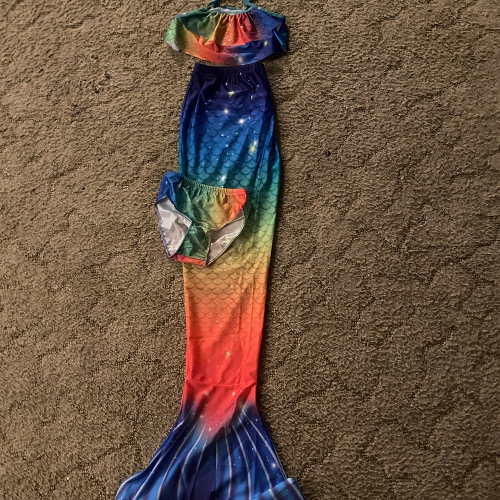 Colorful Mermaid Tail Swimsuit Set